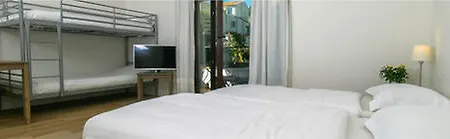 & Astor Hotel