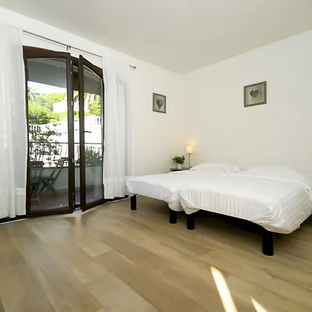 Otel & Astor 3*